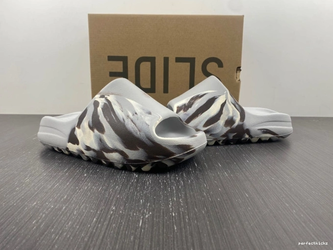 GZ5553 Yeezy Adidas Slide 0714